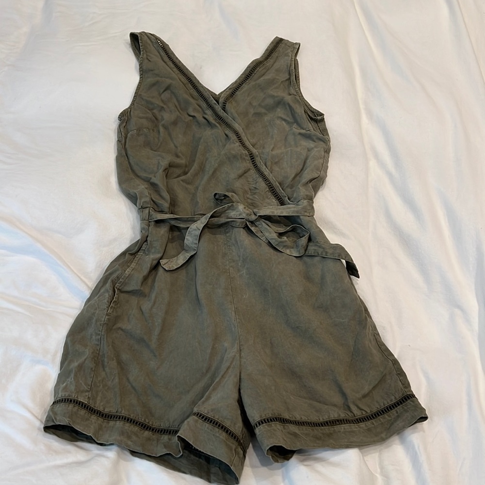 Cloth & Stone Olive Romper